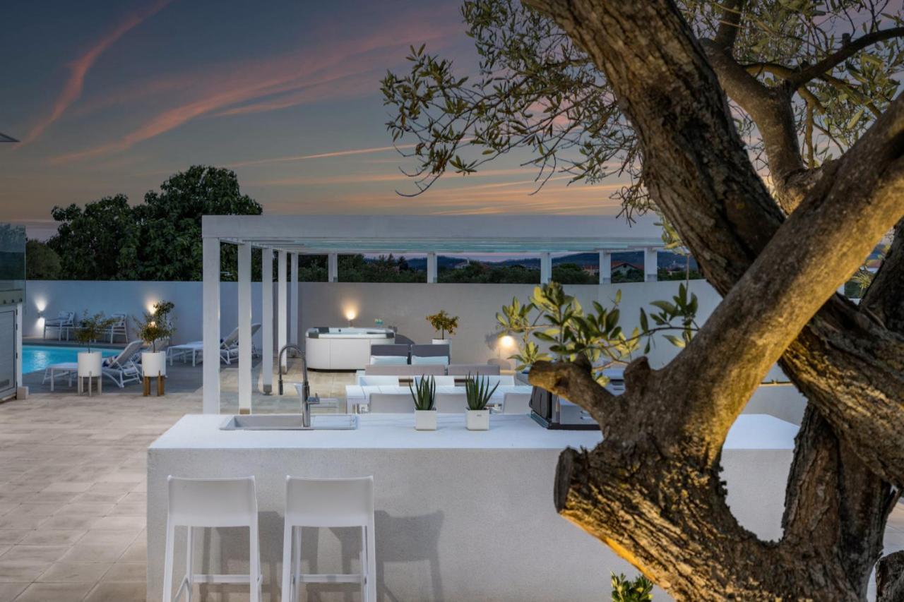 Lalic Gallery Villa Бибинье Экстерьер фото