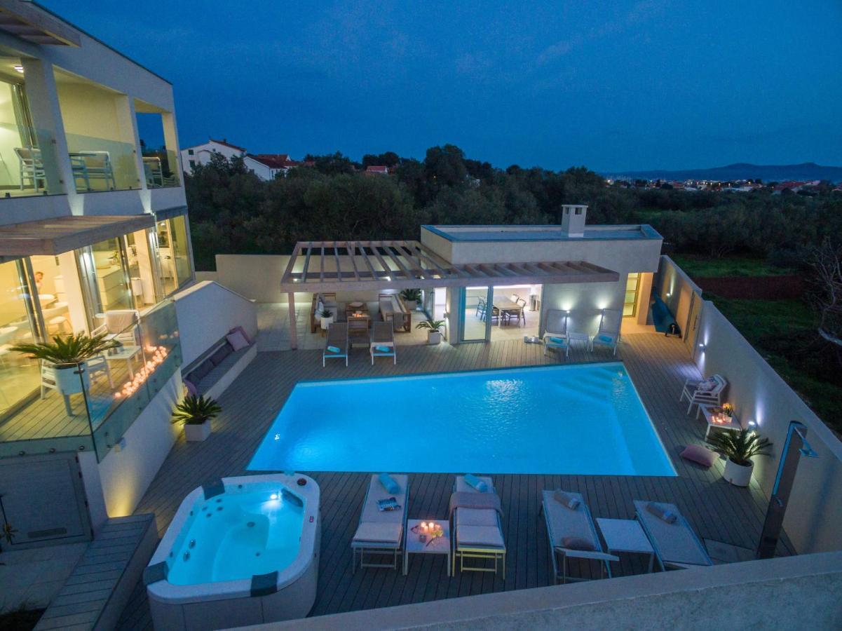 Lalic Gallery Villa Бибинье Экстерьер фото